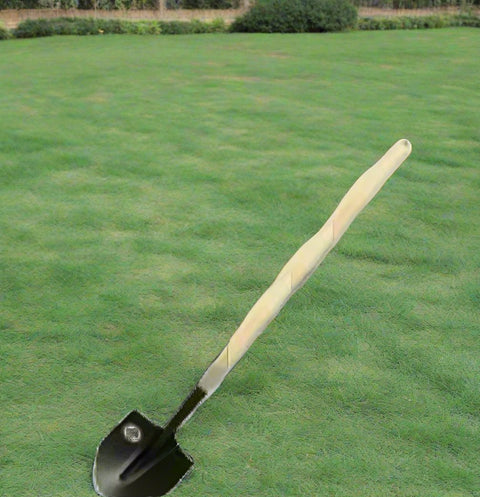 Round Point Long Handle Ash Shovel